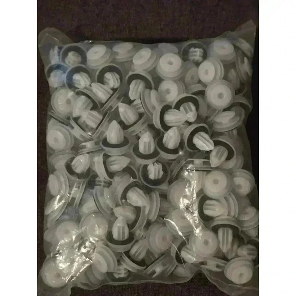 Hawyet Other - Hawyet Car Door Clips Fasteners 200 PCS‎ White